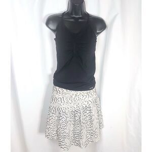 Championship black razorback tank with built in padding size large